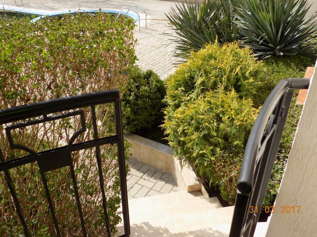 סאני ביץ' Alex Deluxe Apartments מראה חיצוני תמונה