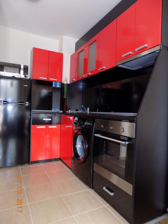 סאני ביץ' Alex Deluxe Apartments מראה חיצוני תמונה
