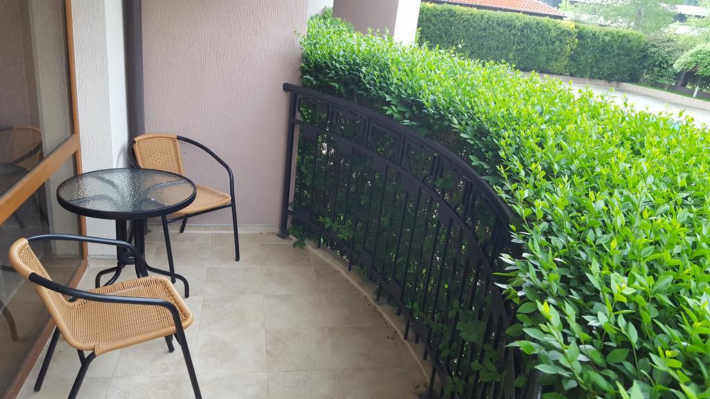 סאני ביץ' Alex Deluxe Apartments מראה חיצוני תמונה
